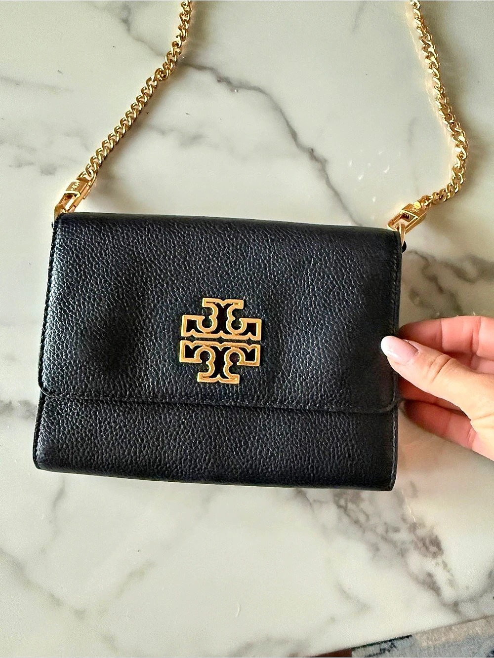 Tory Burch Britten black gold Chain Wallet Black Crossbody Bag
